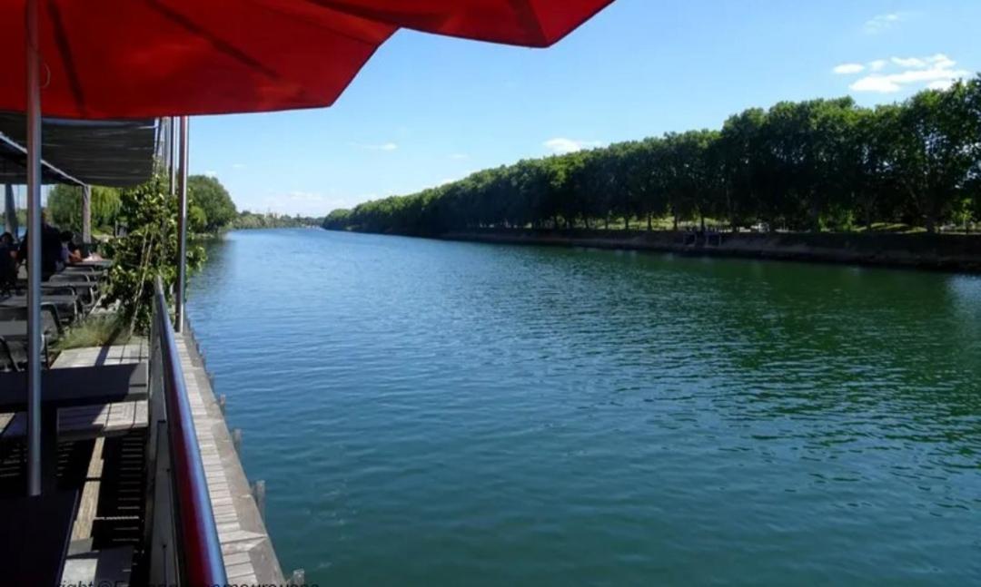 Appartement Au Bord De Seine 에피네쉬르세느강 외부 사진