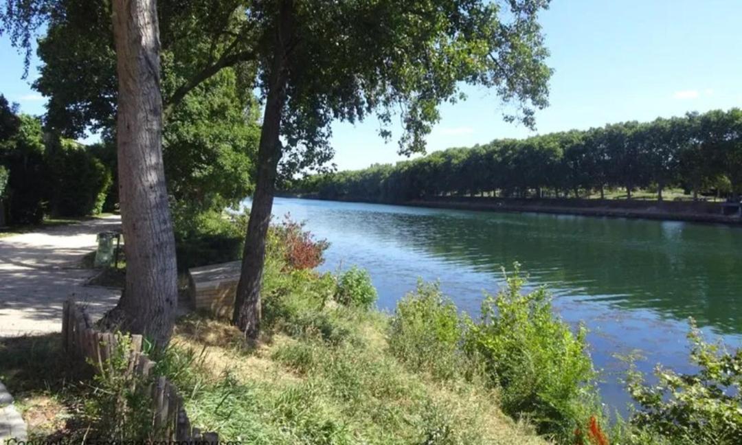 Appartement Au Bord De Seine 에피네쉬르세느강 외부 사진
