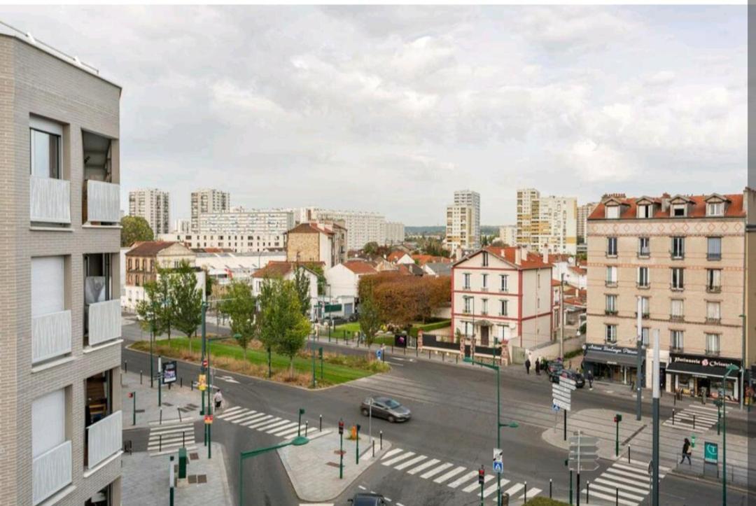 Appartement Au Bord De Seine 에피네쉬르세느강 외부 사진