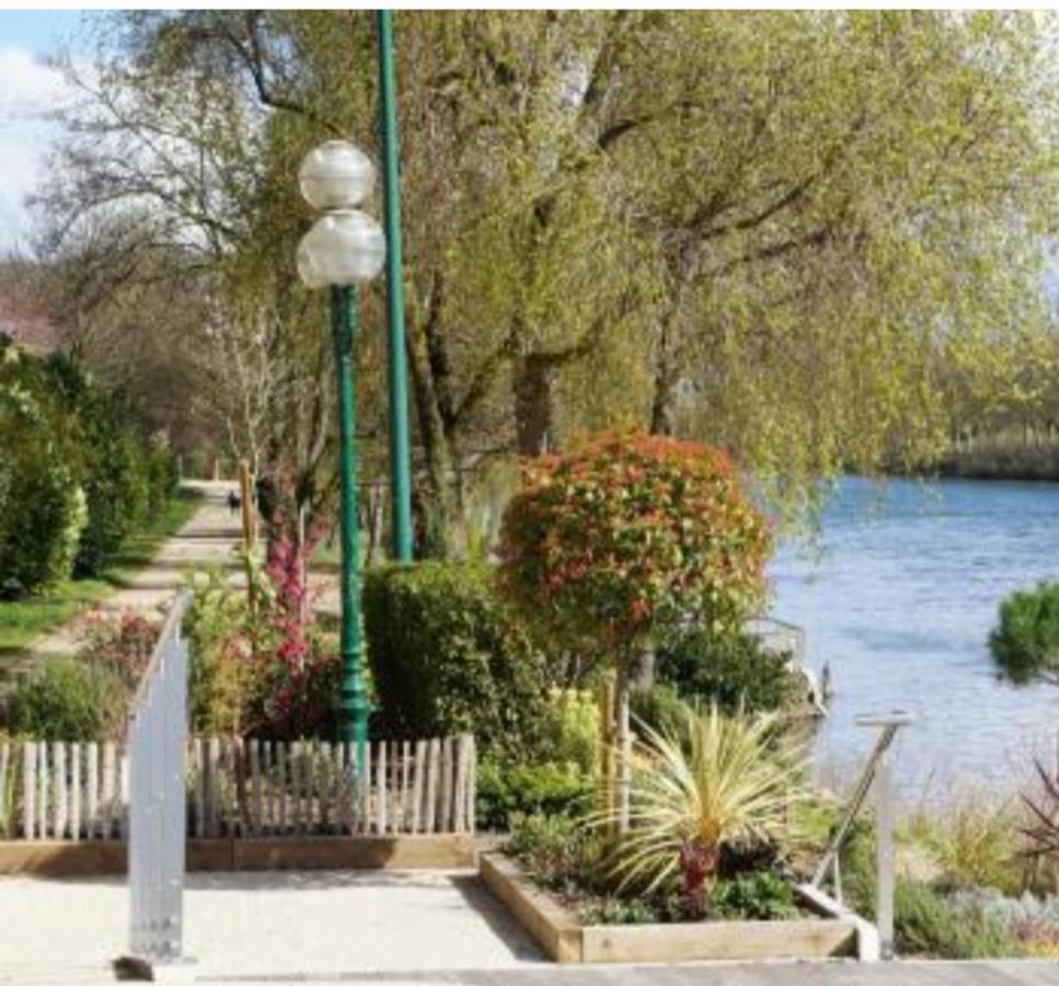 Appartement Au Bord De Seine 에피네쉬르세느강 외부 사진