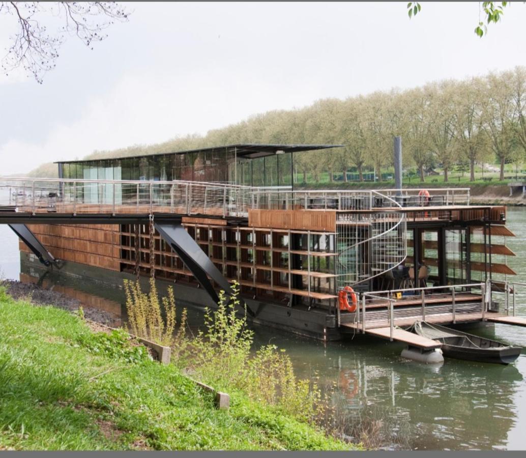 Appartement Au Bord De Seine 에피네쉬르세느강 외부 사진